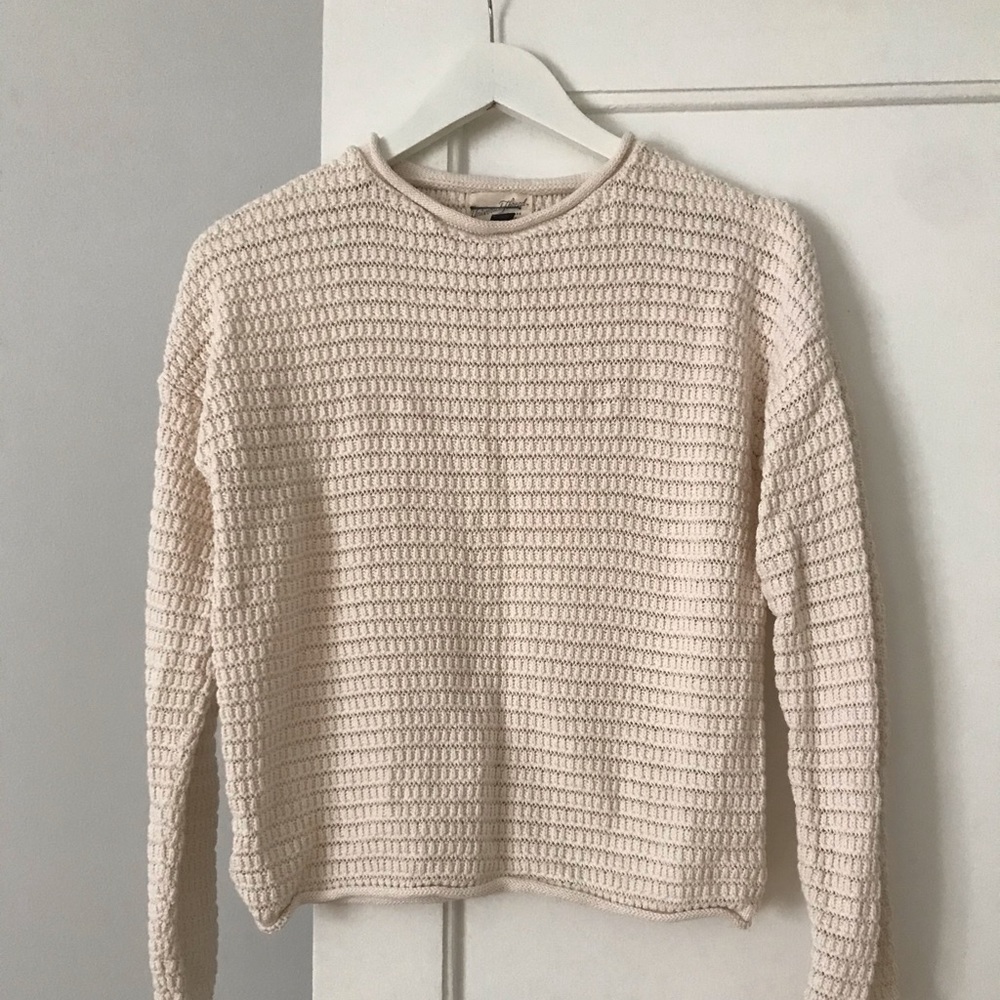 Universal threads sweater